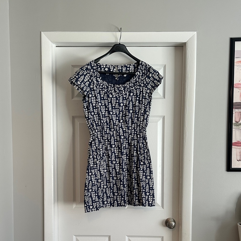 Old Navy Navy Floral Mini Dress